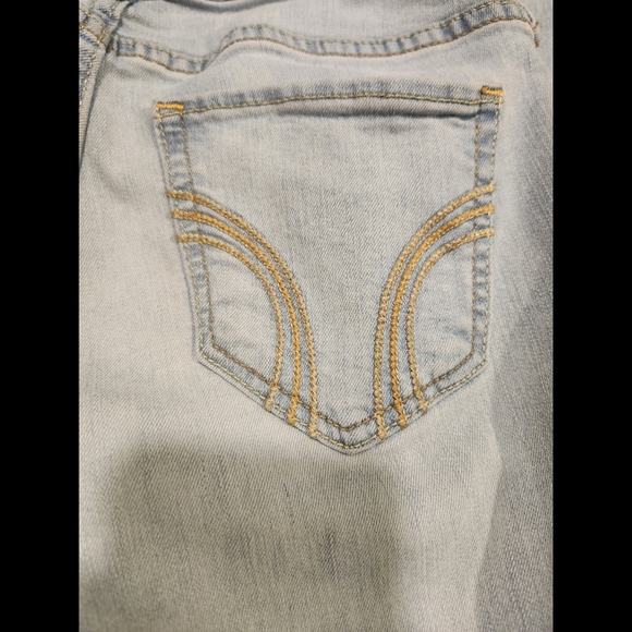 Hollister Skinny Jeans - Picture 6 of 12